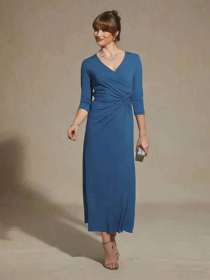 Black V-Neck A-Line Knit Dress with Waist Twist Design