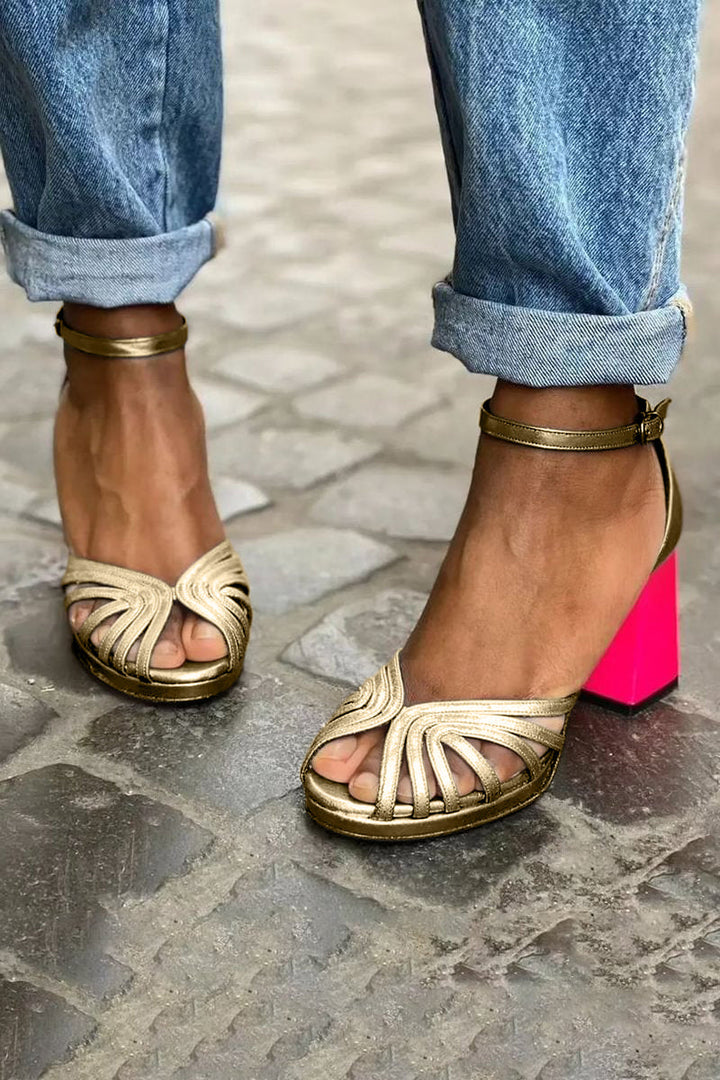 CYRISSE | CLASSIC ANKLE-STRAP SANDALS