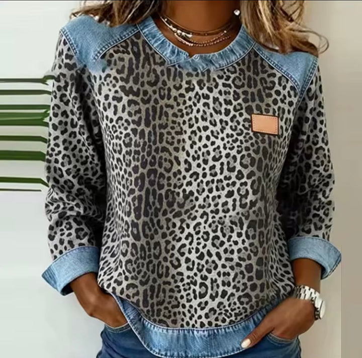 Livia™ | Printed Knit sweater with Denim Collar