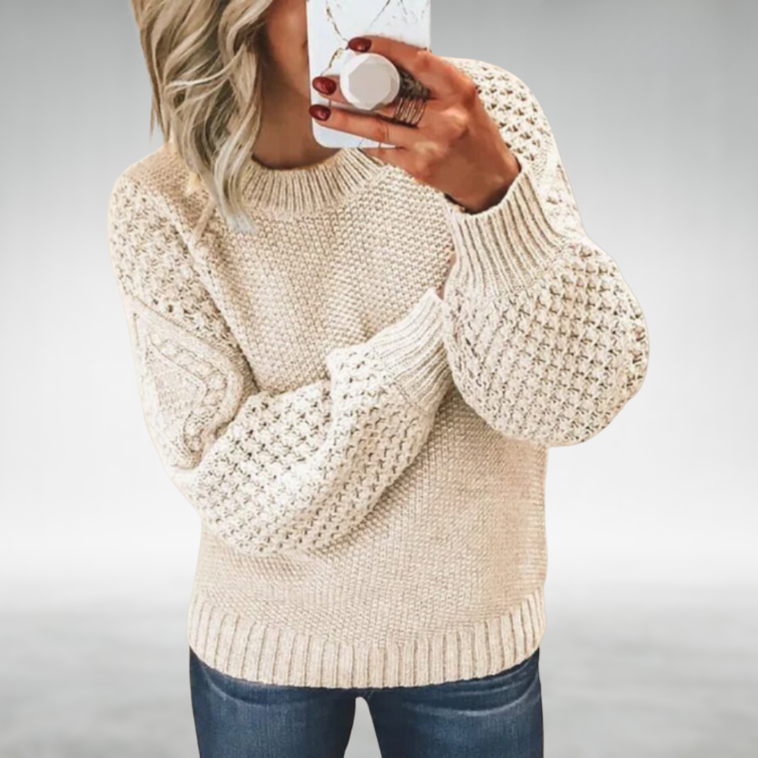 CALYRA | CHIC SWEATER WITH COVERAGE