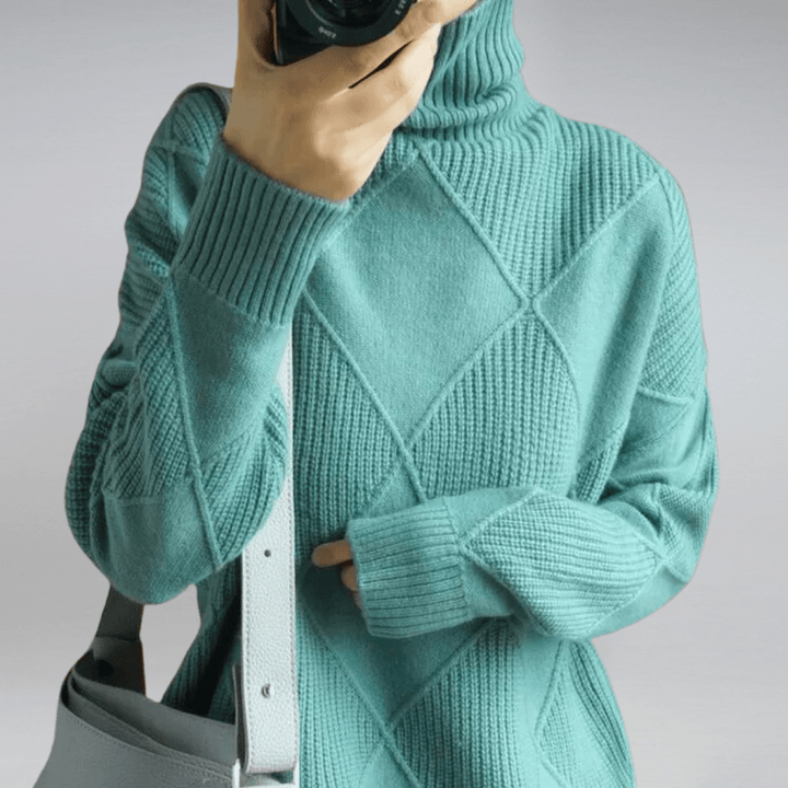 AMELINE | SOFT TURTLENECK SWEATER
