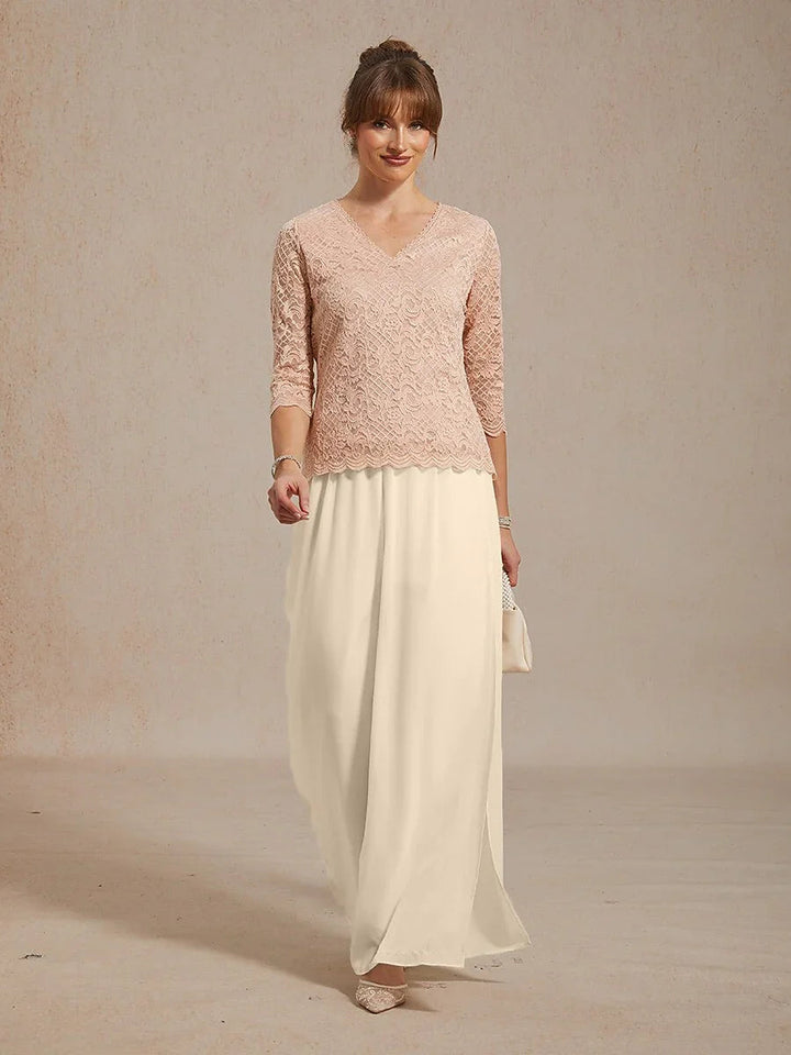 Feminine V-Neck Stretch Lace Top with Scalloped Hem