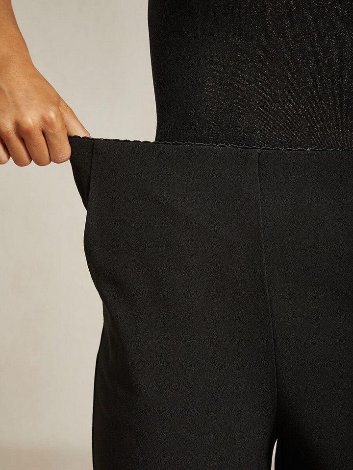Black Slim Leg Pant with Elastic Waist and Side Pockets