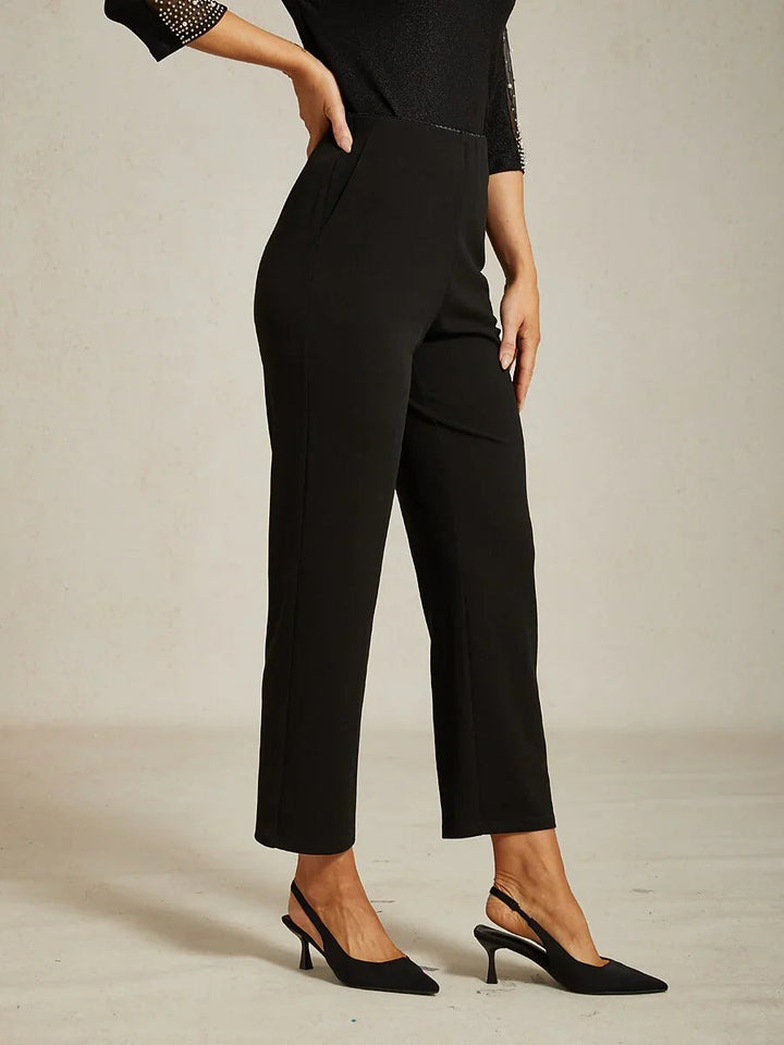 Black Slim Leg Pant with Elastic Waist and Side Pockets